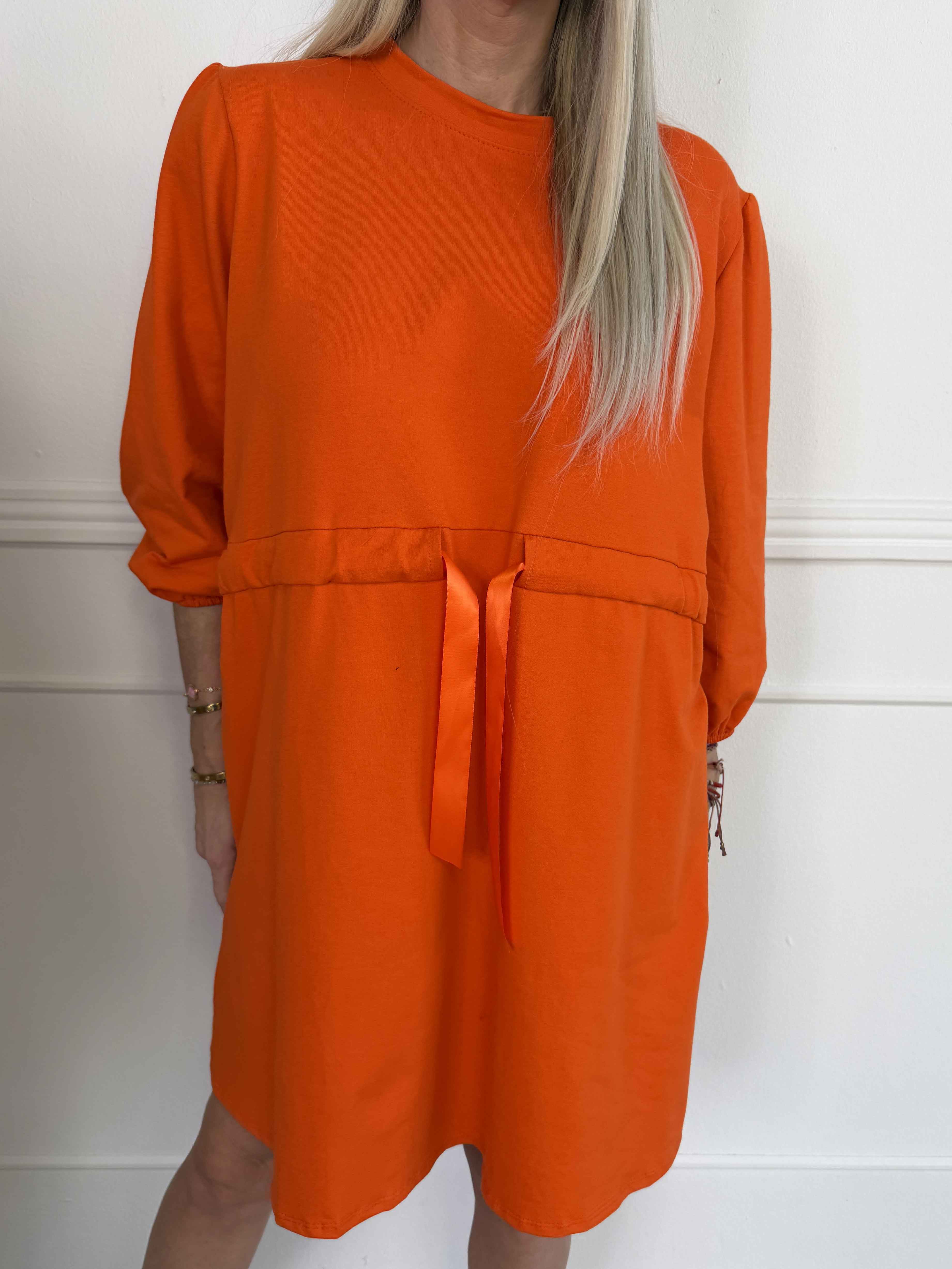 Skyler - Joggingkjole i bomuld med bånd i taljen